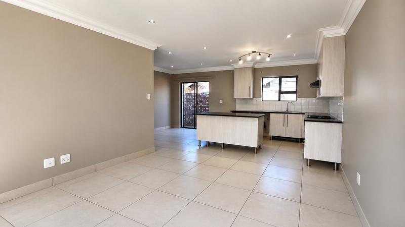 2 Bedroom Property for Sale in Heuwelsig Free State